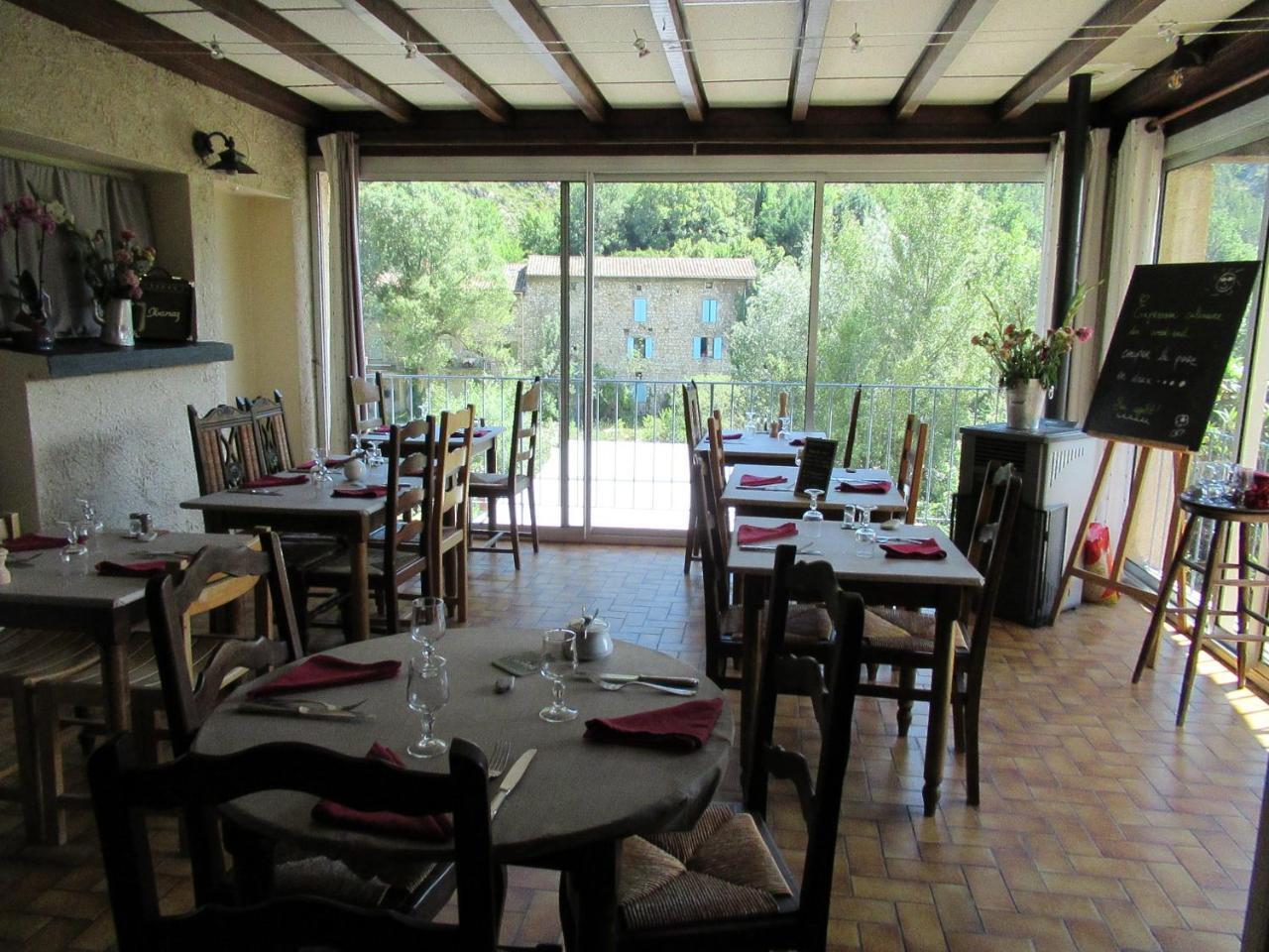 L'Auberge De L'Aygues Les Pilles Екстер'єр фото