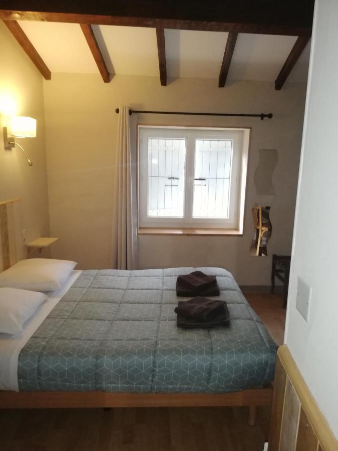 L'Auberge De L'Aygues Les Pilles Екстер'єр фото