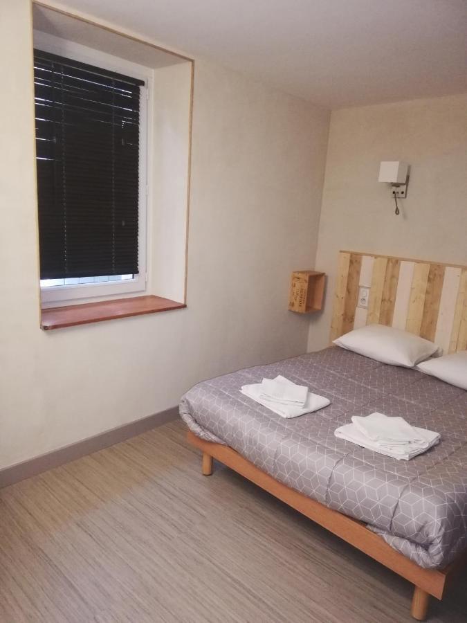 L'Auberge De L'Aygues Les Pilles Екстер'єр фото