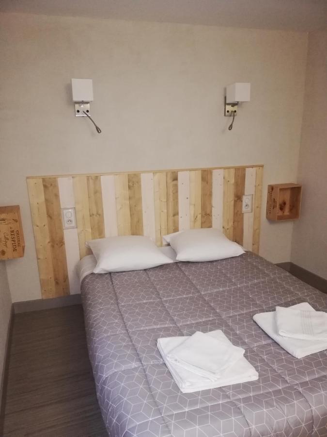 L'Auberge De L'Aygues Les Pilles Екстер'єр фото